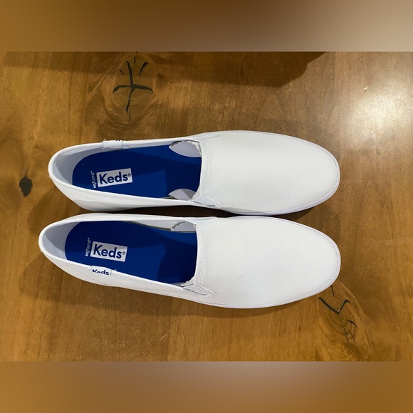 BNIB KEDS CHAMPION SLIP ON WHITE WOMENS SIZE 9.5 - Picture 4 of 6